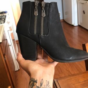 Guess booties